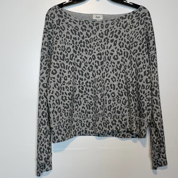 Jenni on Repeat Super Soft Crew Sleep Top, top only - Picture 2 of 8